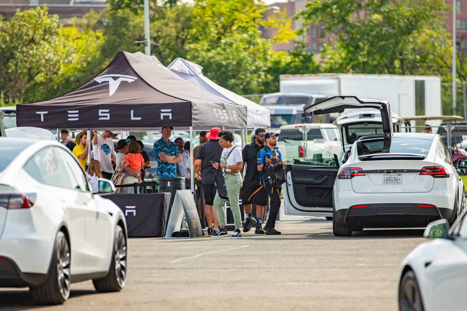 Brake Lights on Electric Cars Why We Need Urgent Changes