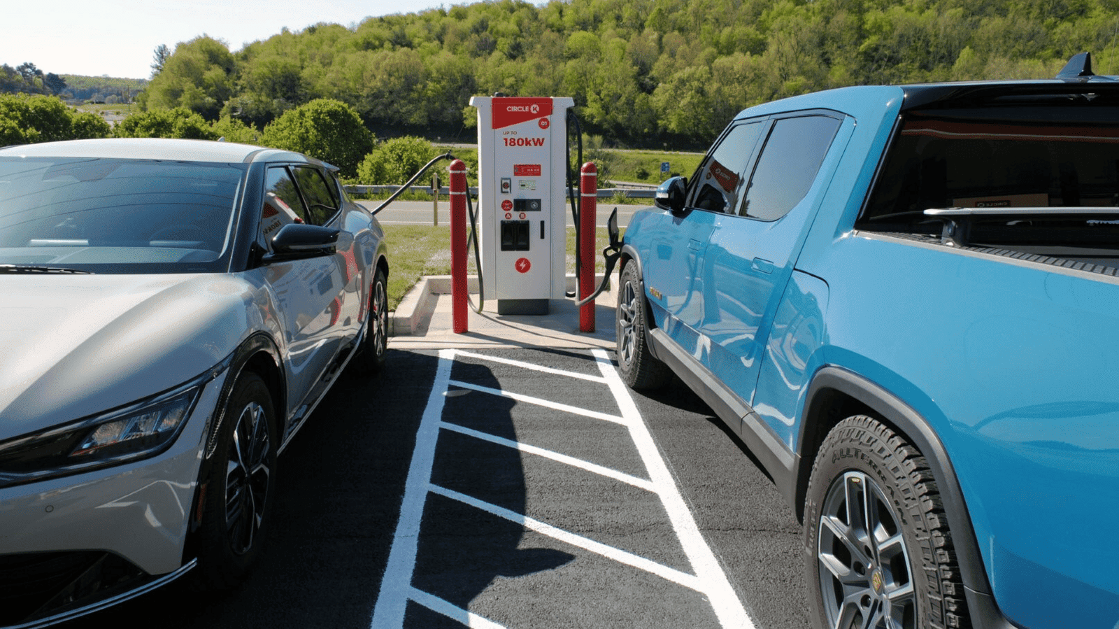 Photo of ABB E-mobility Terra 184 charger at Circle K in Wytheville, Virginia.