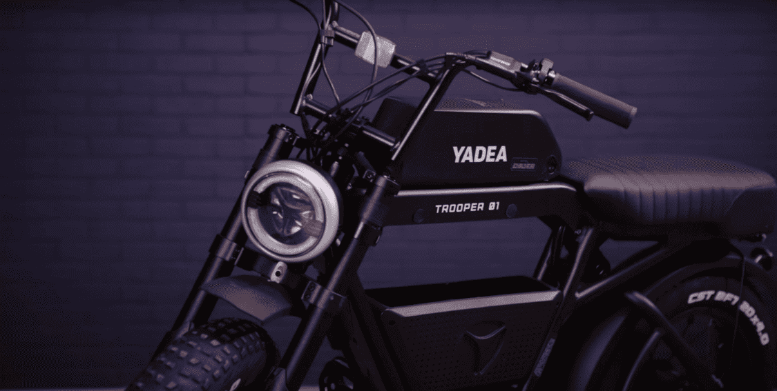 Image of Unboxing the Yadea Trooper 01 Electric Bike - Pedal Attachment