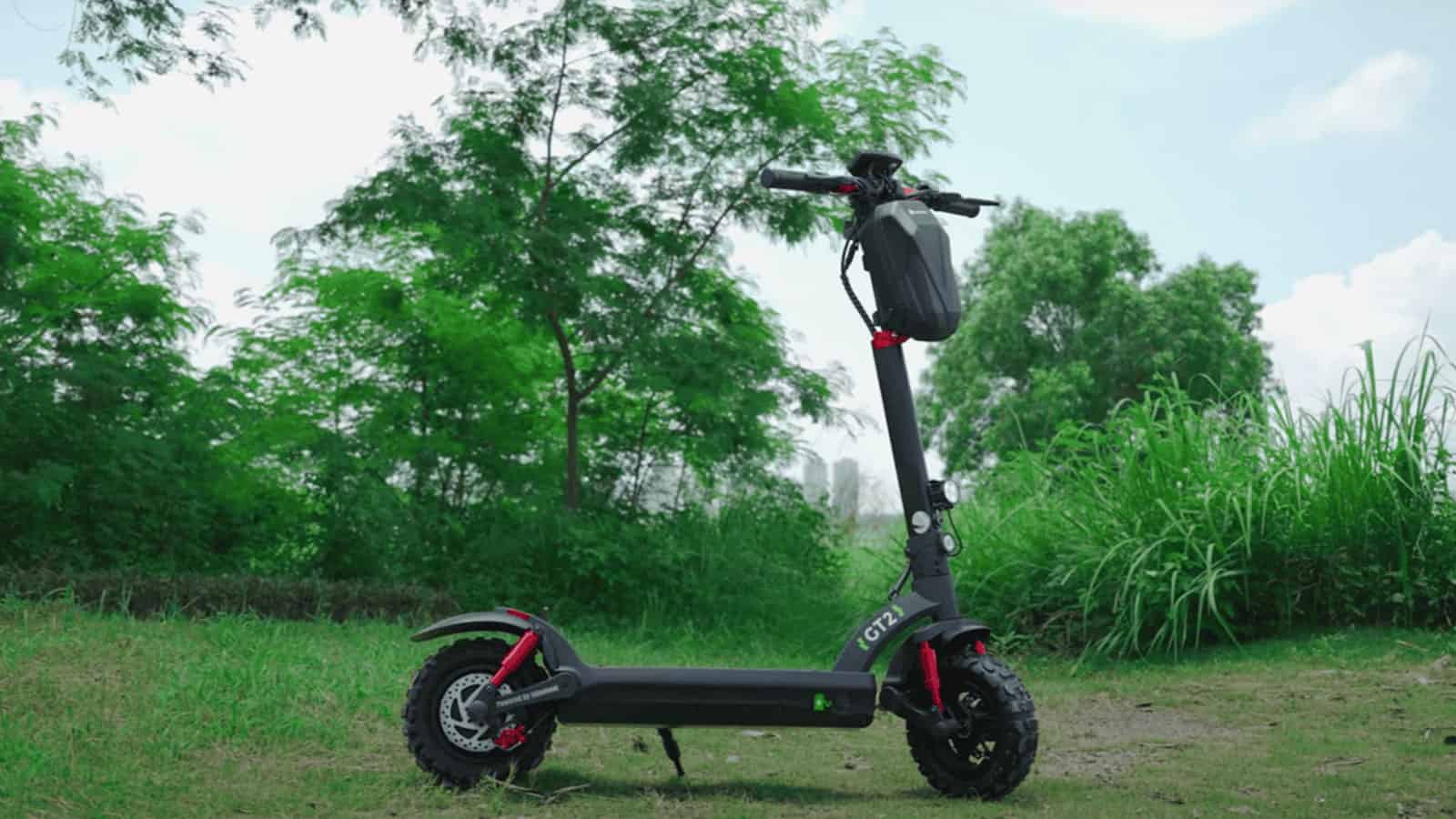 ISINWHEEL electric scooter for travel, but can you pack it to bring on a flight