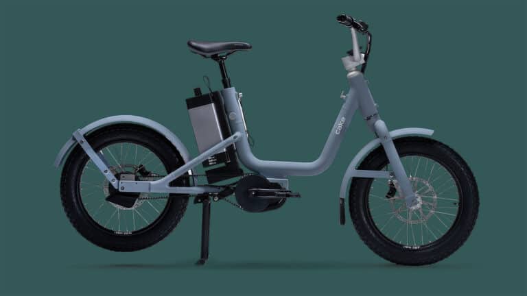 Commute | Premium electric commuter motorcycles and mopeds | CAKE