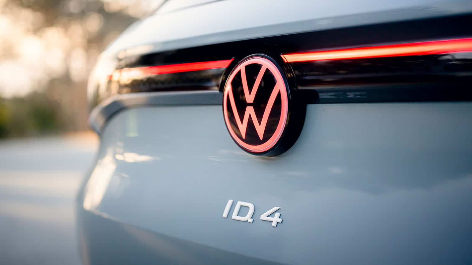 Volkswagen ID.4 close up of rear emblem and "ID.4", qualifies for tax credit