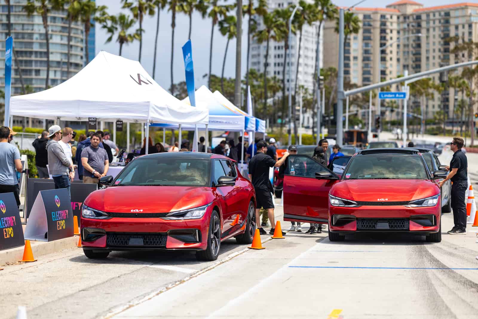 Electric Vehicles Not Selling Fast? The Role of EV Experiences