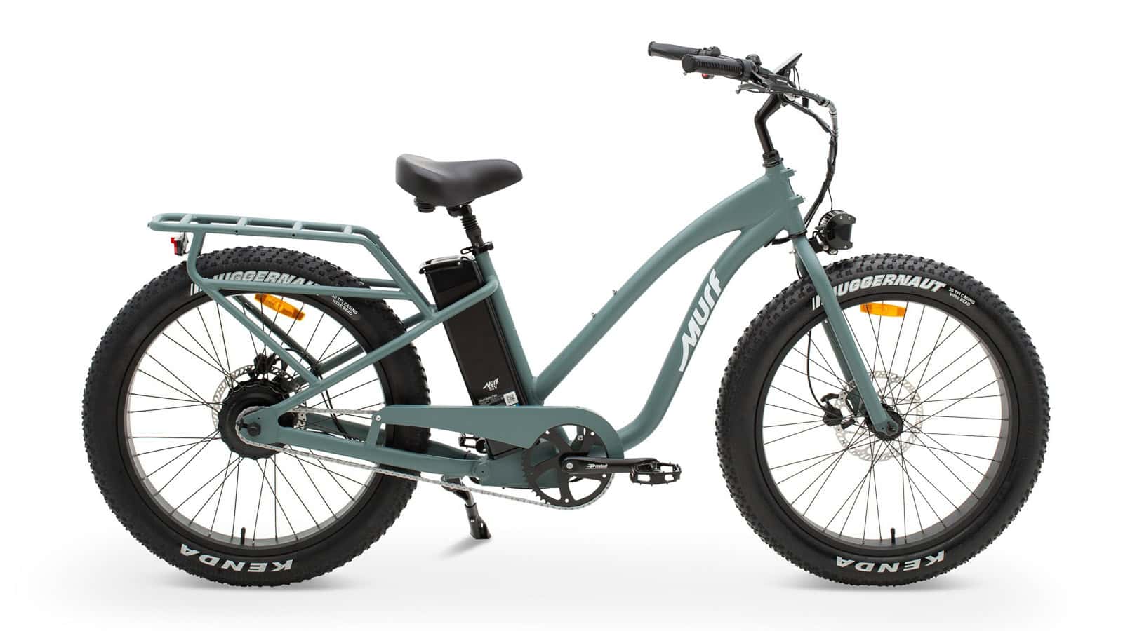 The Alpha ST features a unique Straight Bar Pass Thru design to ensure easier access, but also provides stability as the Alpha ST lives up to the Alpha family name as the fastest, most powerful cruiser in the Murf fleet. Boasting a single-speed configuration, a robust 750-watt motor and a high-capacity 52-volt, 20 amp-hour battery, the Alpha ST delivers unmatched performance on every ride.