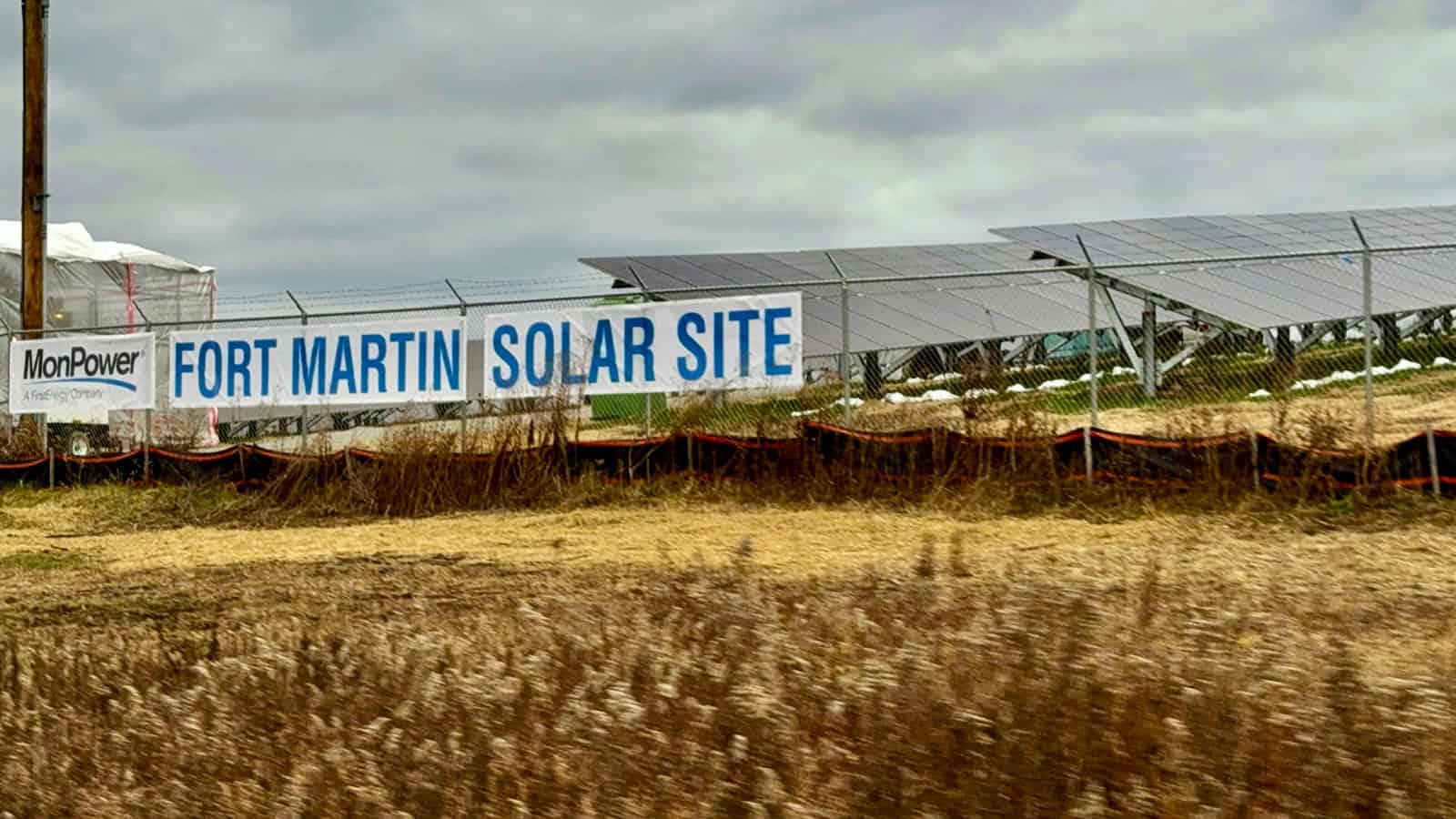 FirstEnergy Corp solar site at fort martin, signs on barbed fence