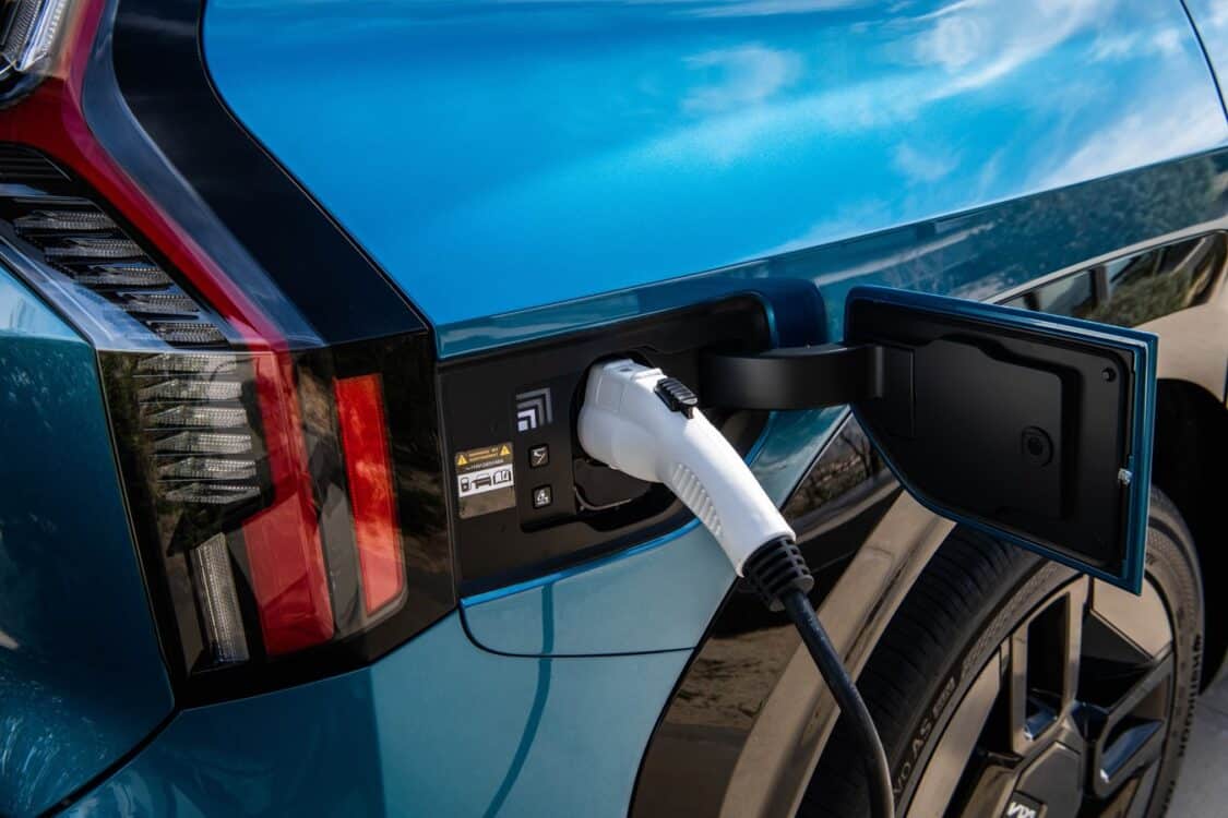 Kia will offer NACS adapters for the EV6 and EV9 in 2025, giving access to 16,500+ DC fast chargers and Tesla Superchargers.