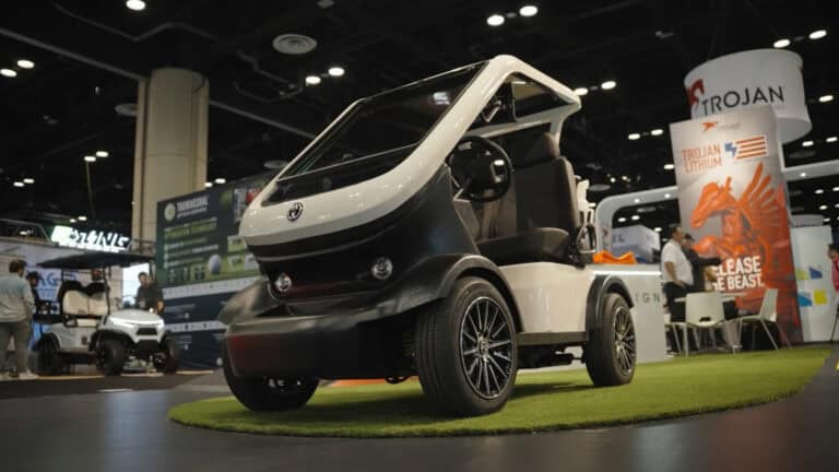 The INNO-F2 Two-Seater Electric Golf Cart offers a comfortable premium golfing experience.