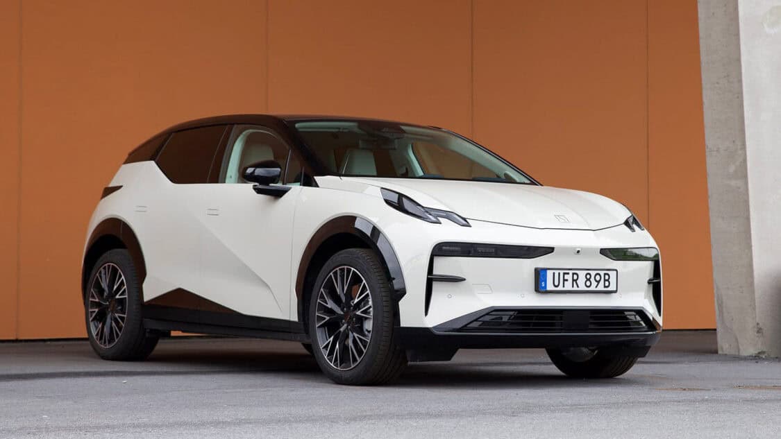 Zeekr X electric SUV exterior