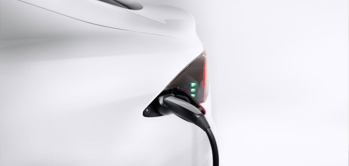 Tesla supercharger NACS charger port
