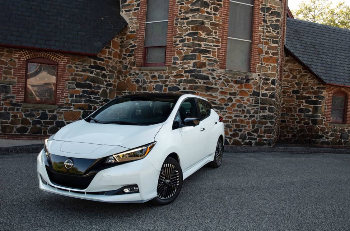 2025 Nissan Leaf exterior