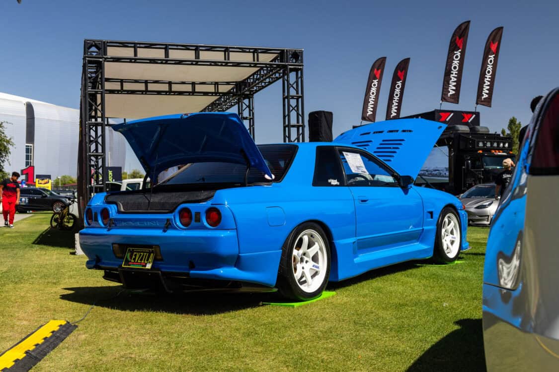 Eric and Amanda Dotson - 1990 Nissan Skyline GTR R32 - Electrify Showoff Phoenix 2024 - Jun Body kit