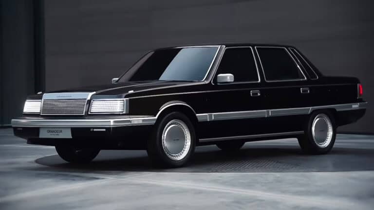 Hyundai Grandeur Heritage Series electric concept car featuring retro 1980s sedan styling with pixel LED headlights and covered wheels.